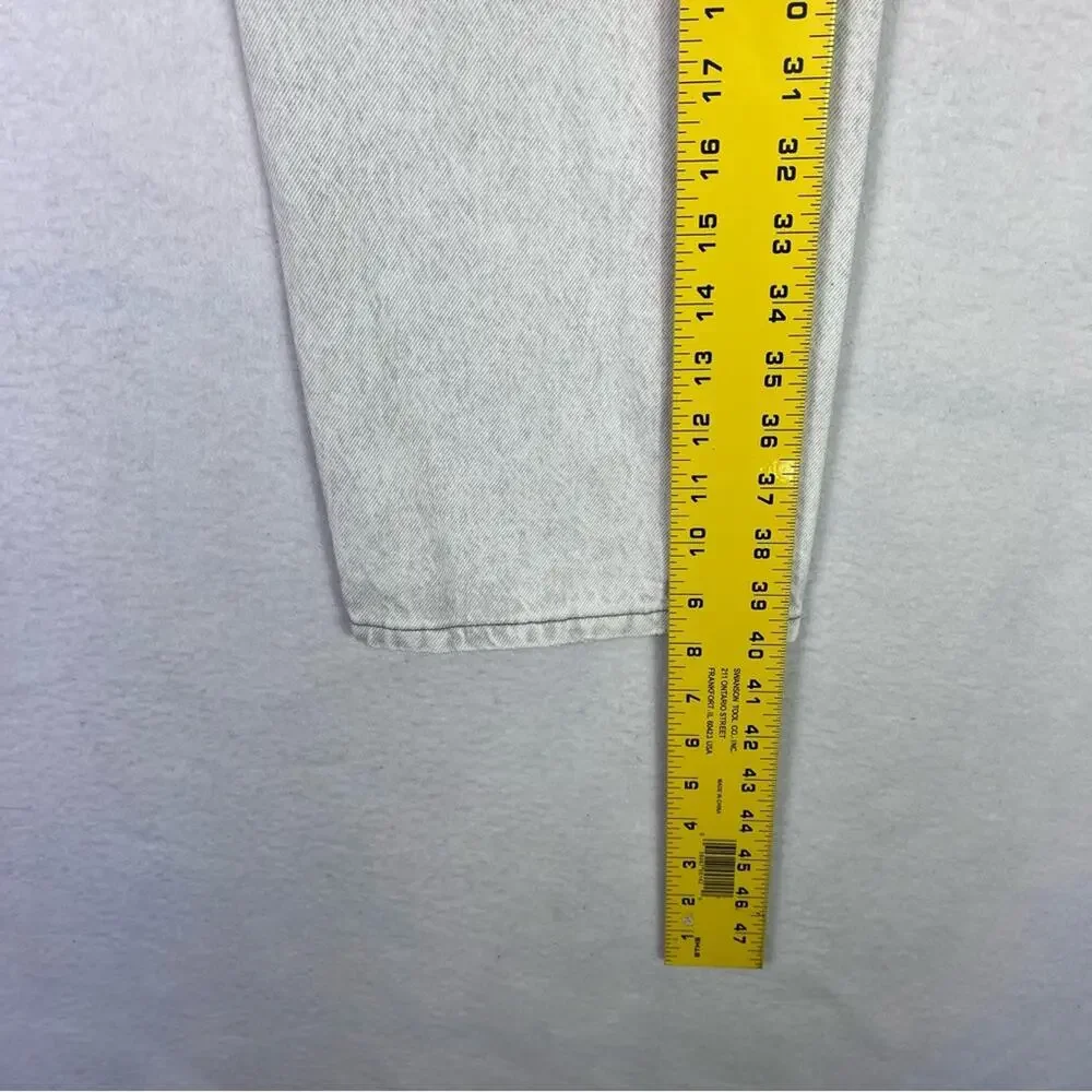 Vintage Levi's 501 Jeans Mens W33 L30 Straight Leg Light Wash Made in USA